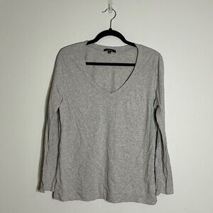 Ambiance Heather Gray Long Sleeve V-Neck Top